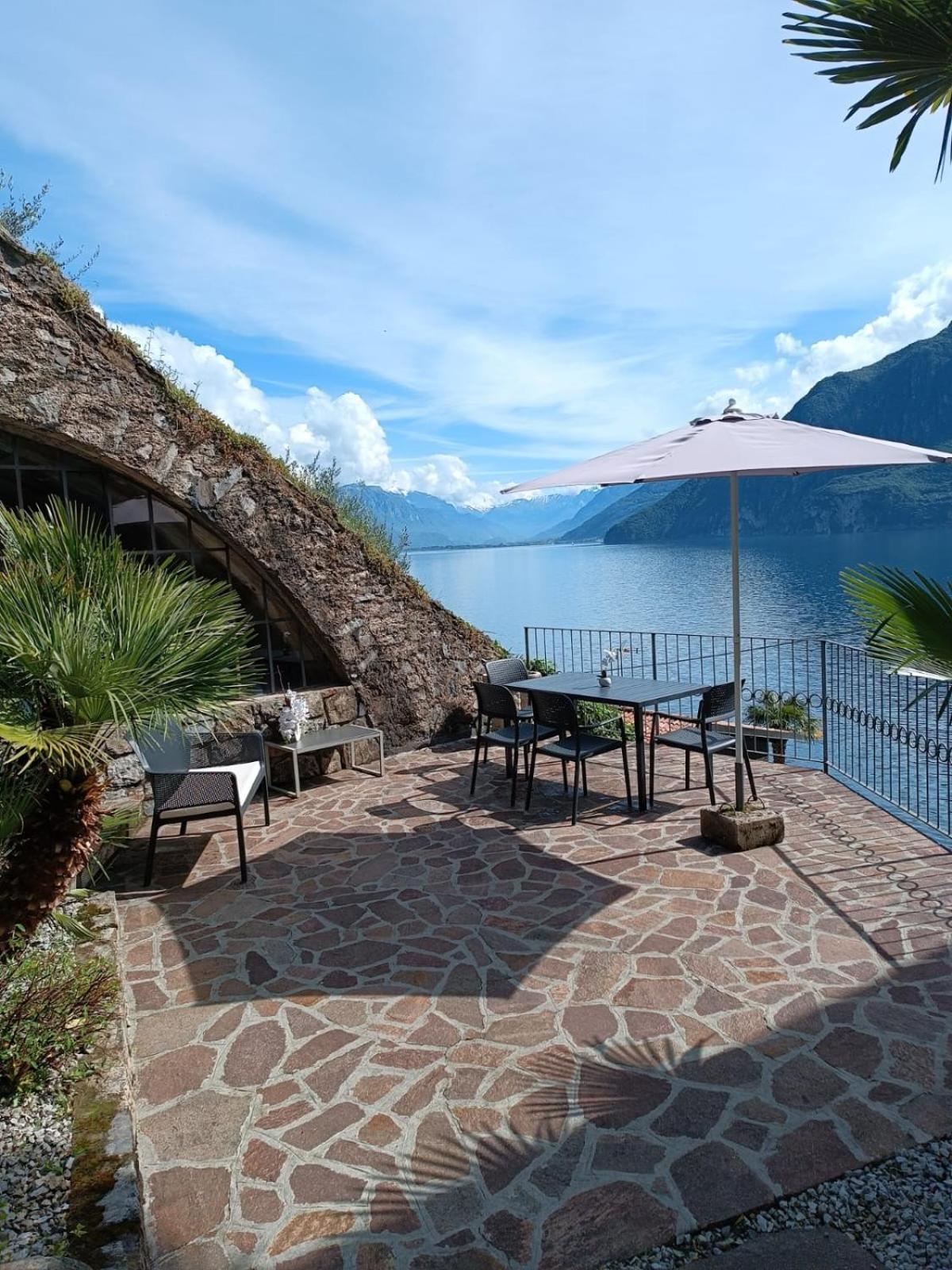Studio Zu - Lakeside Apartment Riva di Solto Kültér fotó