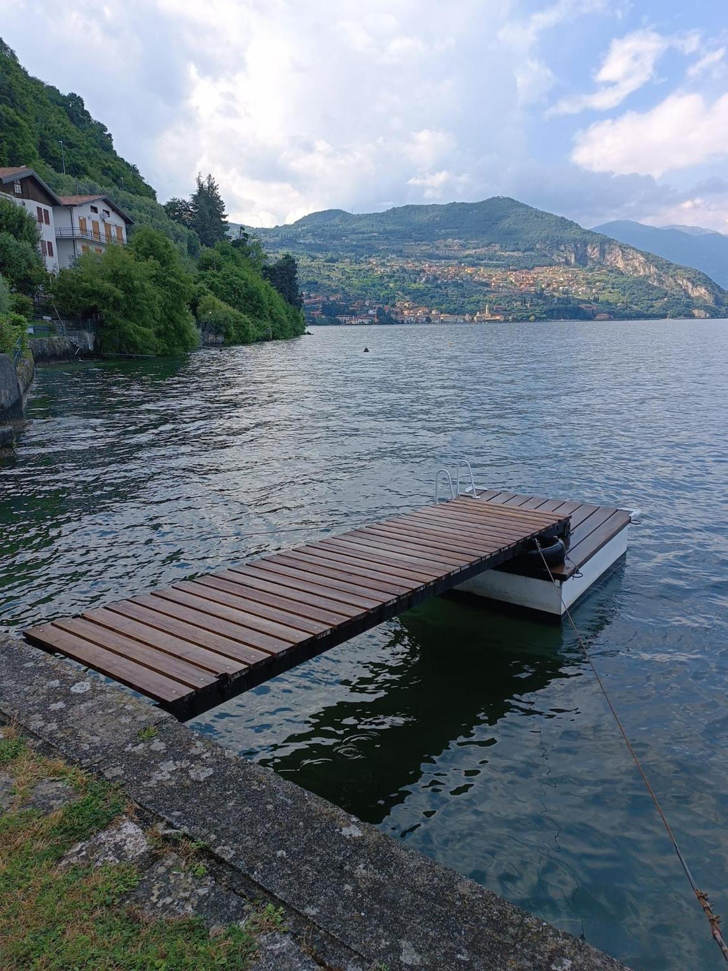 Studio Zu - Lakeside Apartment Riva di Solto Kültér fotó